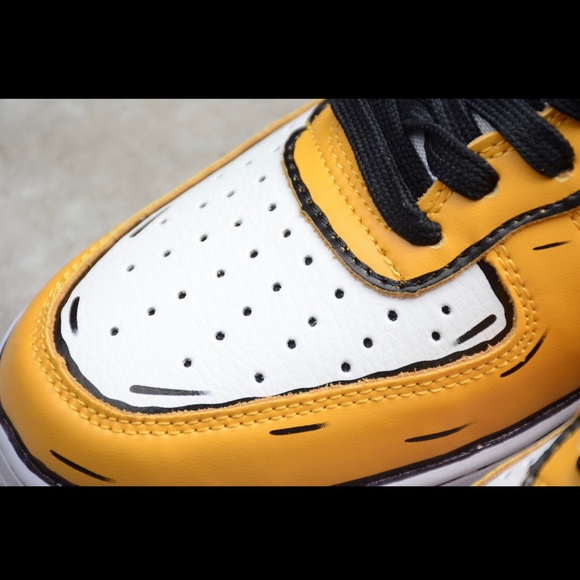 ❌SOLD OUT❌ Custom Pikachu AirForces - Picture 3 of 5